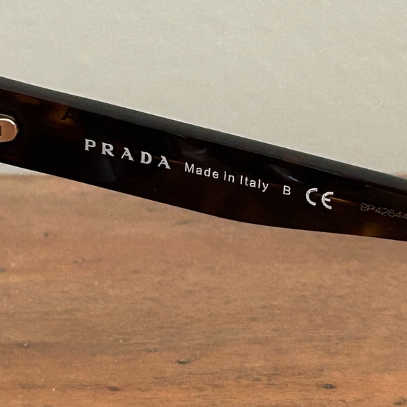 Prada Sunglasses Tortoise Shell SPR 16x-F Cat Eye Italy - Picture 4 of 6